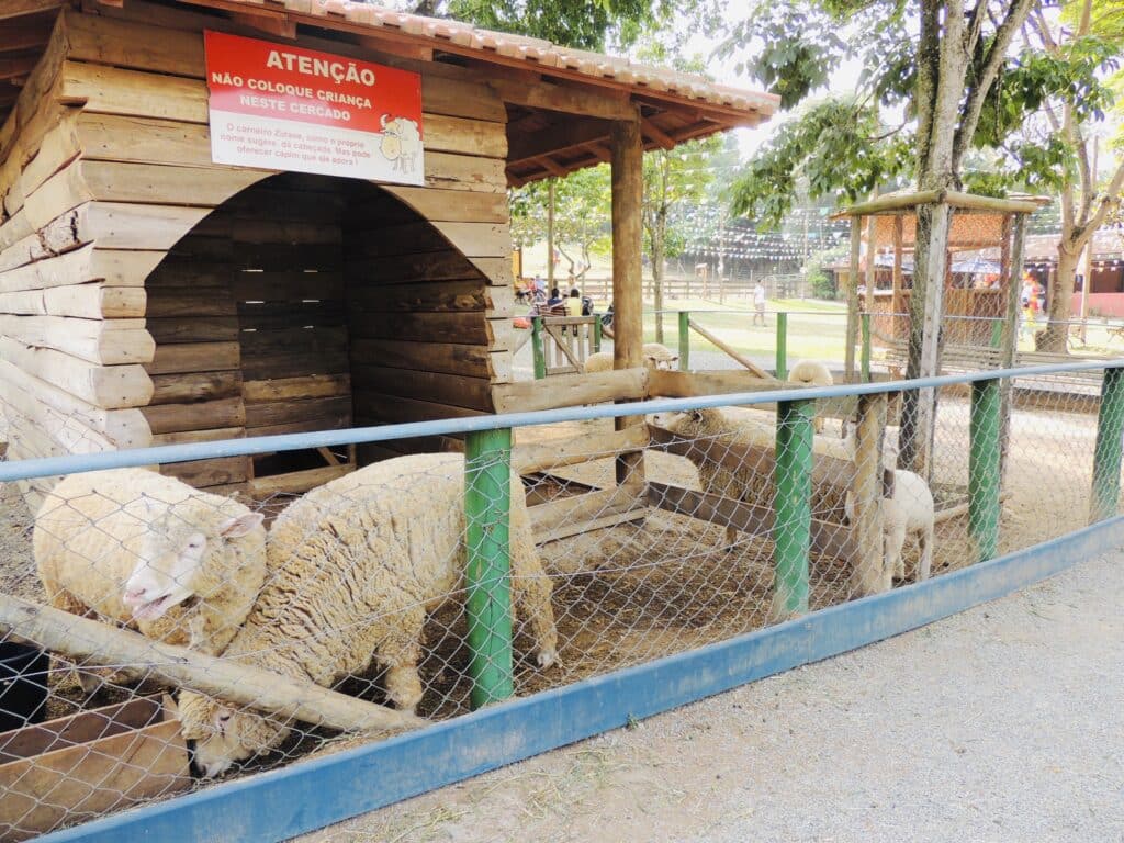 fazendinha em cotia sp