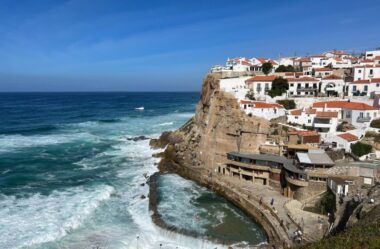 Azenhas do Mar, a foto da Grécia em Portugal